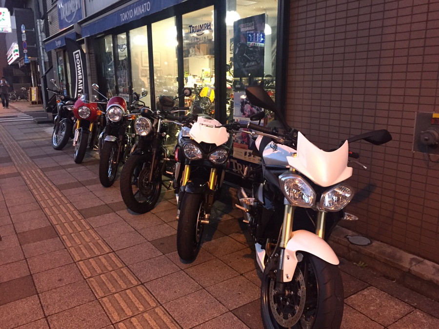 バイク店